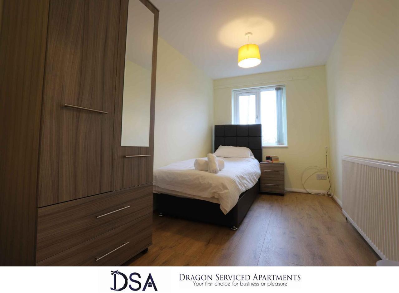 برمنغهام Solihull/Nec/Airport 3 Bedroom Semi-Detached House المظهر الخارجي الصورة
